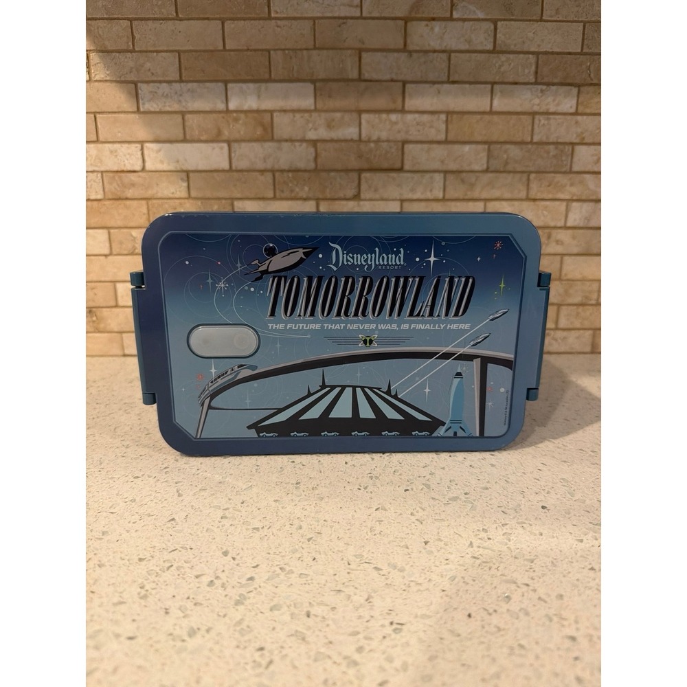 Disney Parks Tomorrowland Bento Lunch Box Retro Futuristic 2024 Disneyland
